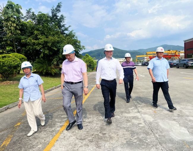 携手共进 共赢发展 ——德国SWF全球总裁一行到访我司云浮基地1